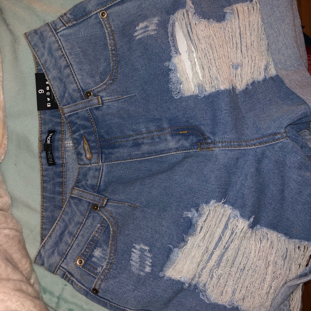 Jean dipped shorts size 9 fits 6